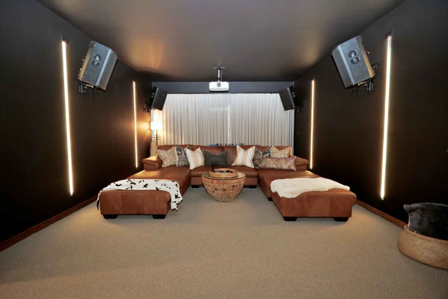 4 Bedroom Property for Sale in Stilbaai Wes Western Cape